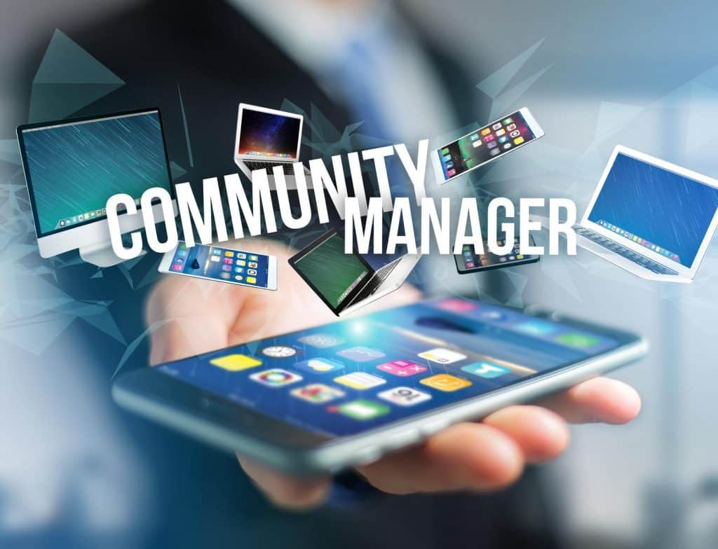 Pourquoi faire appel à un community manager pour votre communication web et réseaux sociaux ?